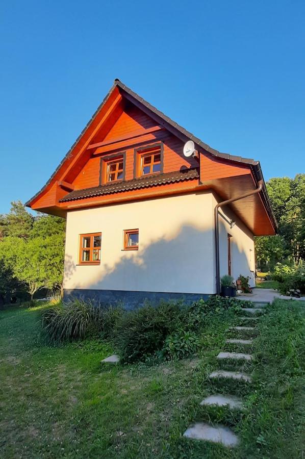 Chata Nad Lazenskym Udolim Luhačovice Екстериор снимка