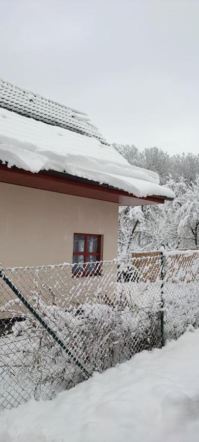 Chata Nad Lazenskym Udolim Luhačovice Екстериор снимка